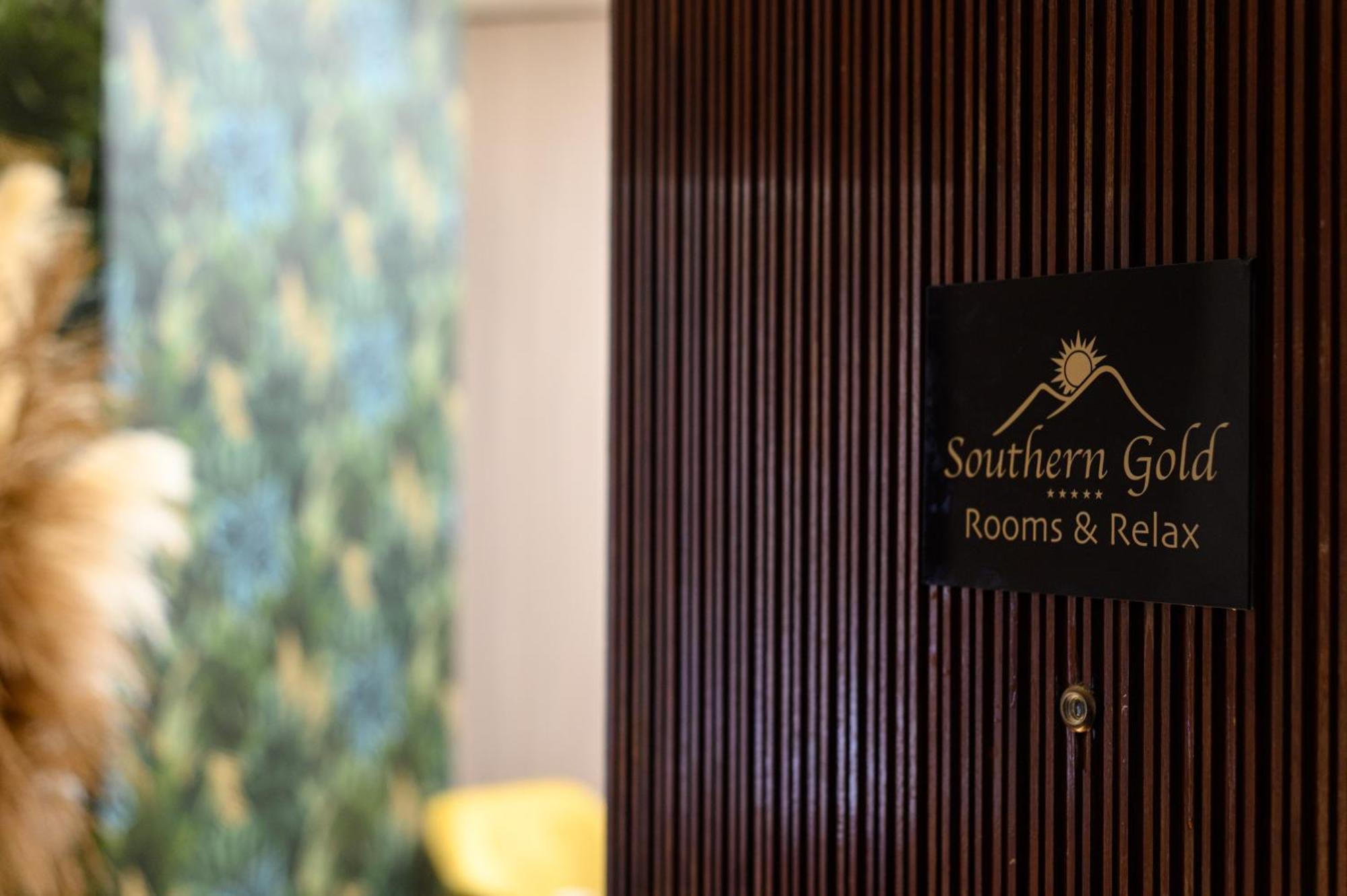 Southern Gold ナポリ エクステリア 写真